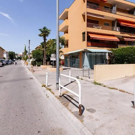 Apartment Ceres- Les Pins - 200m Des Plages, 4pers, Wifi, ,clim, Parking *